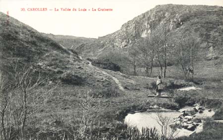 Sélectionnez (click gauche) la carte postale pour l'afficher en grand format